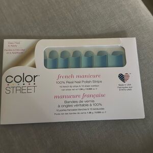 Color Street French Manicure Nail Polish Strips - Blue
On the Flip Side